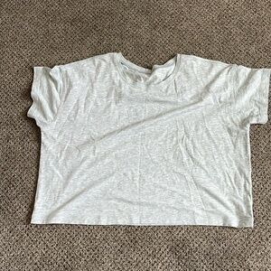 Cates Tee size 10 in Heathered Grey. EUC